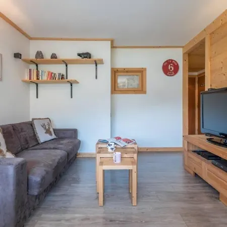 Apartment Prarion - Modern Next To Lift - By Cozee