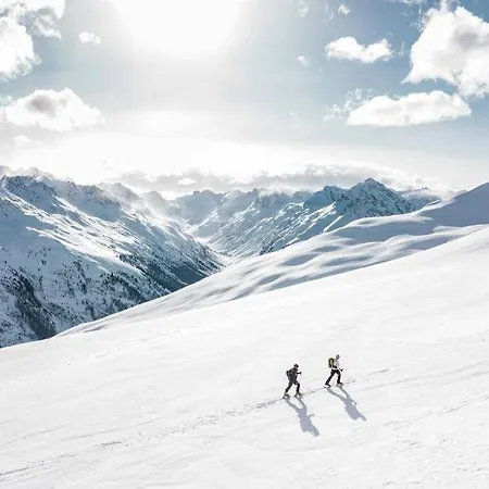 Prarion - Modern Next To Lift - By Cozee * Les Houches