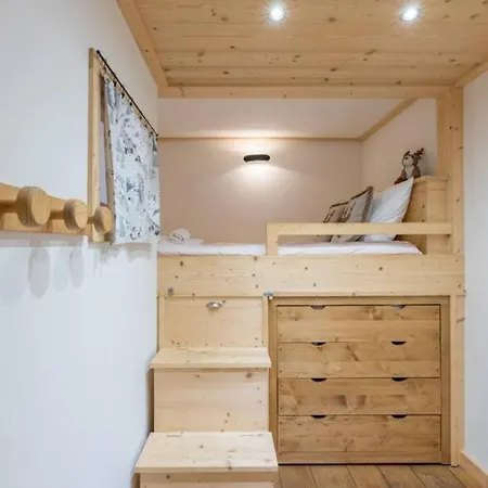 Apartment Prarion - Modern Next To Lift - By Cozee